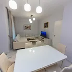 Luxury 5 * Vlorë