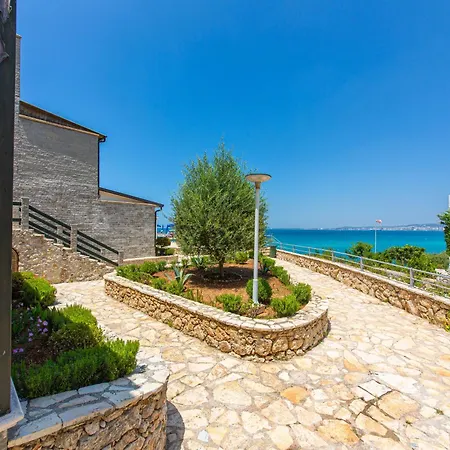 Luxury 5 Vlorë